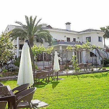 فندق Meryem's Bellapais